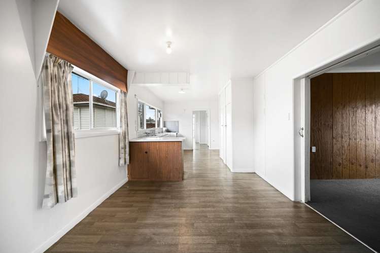 14 Wall Street Nawton_7