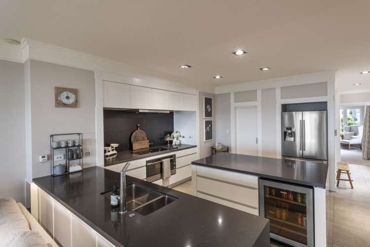 219 Marine Drive Lowry Bay_8