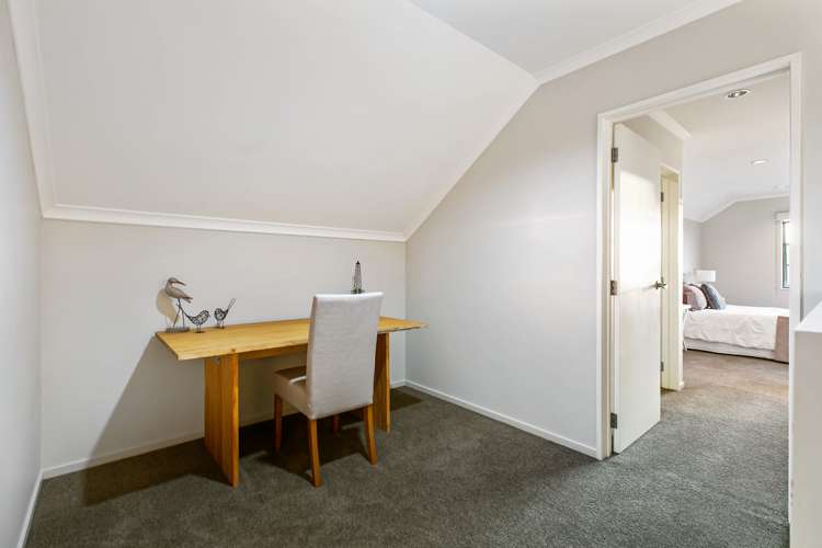 2a Dapple Place Flat Bush_11