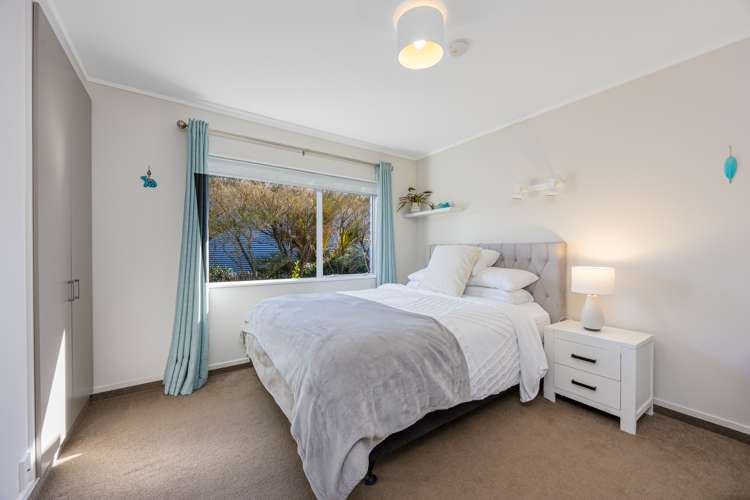 2/984 Whangaparaoa Road Manly_15