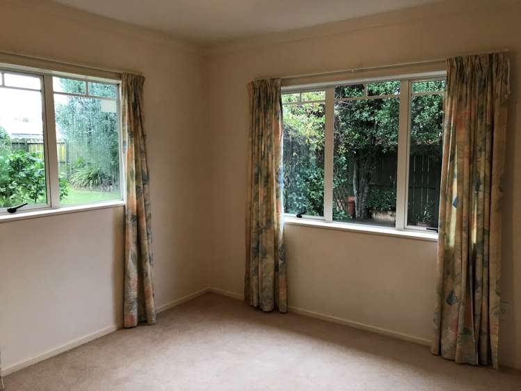 1/8 Enderby Drive Te Atatu Peninsula_7