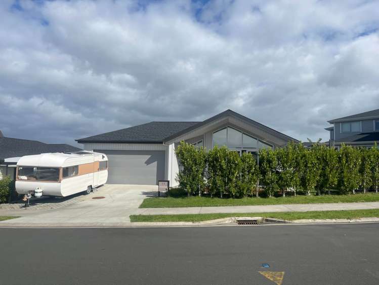 24 Surf View Crescent Red Beach_8