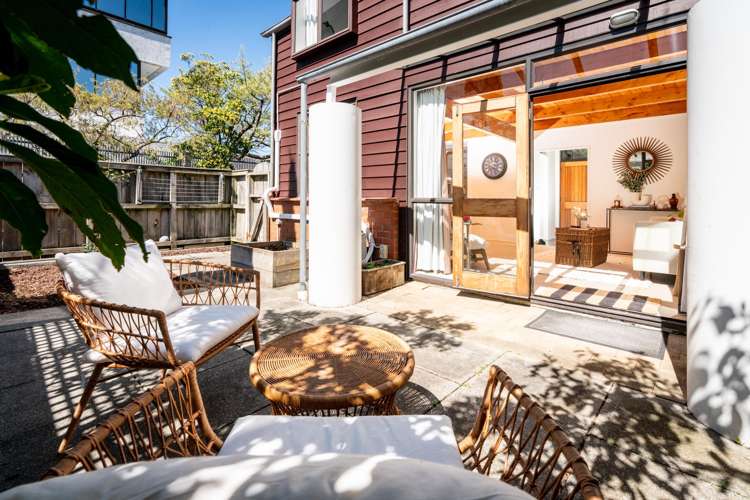 1/80 Hobson Street Thorndon_6