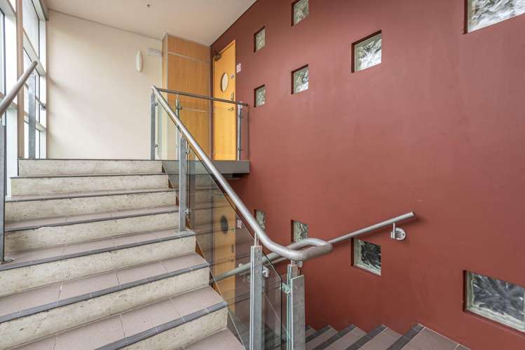 10/41 Waller Tce Christchurch Central_16