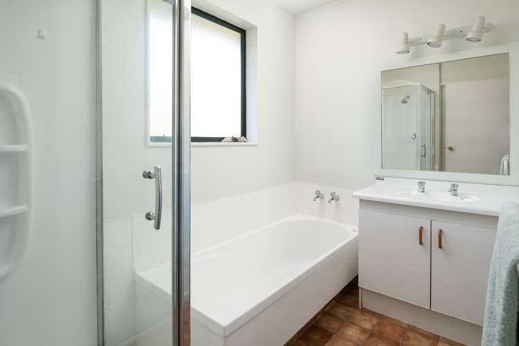 1 Pak Lims Road Renwick_14