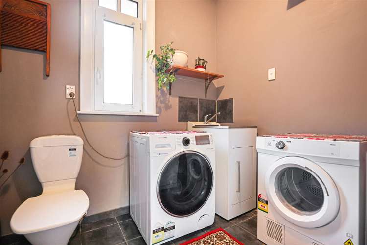 147 Kermode Street Ashburton_21