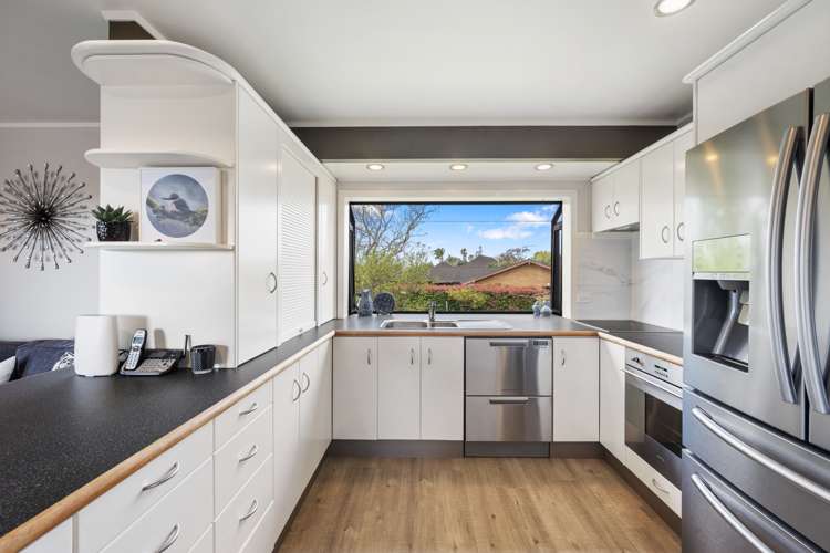 8 Estelle Place Farm Cove_9