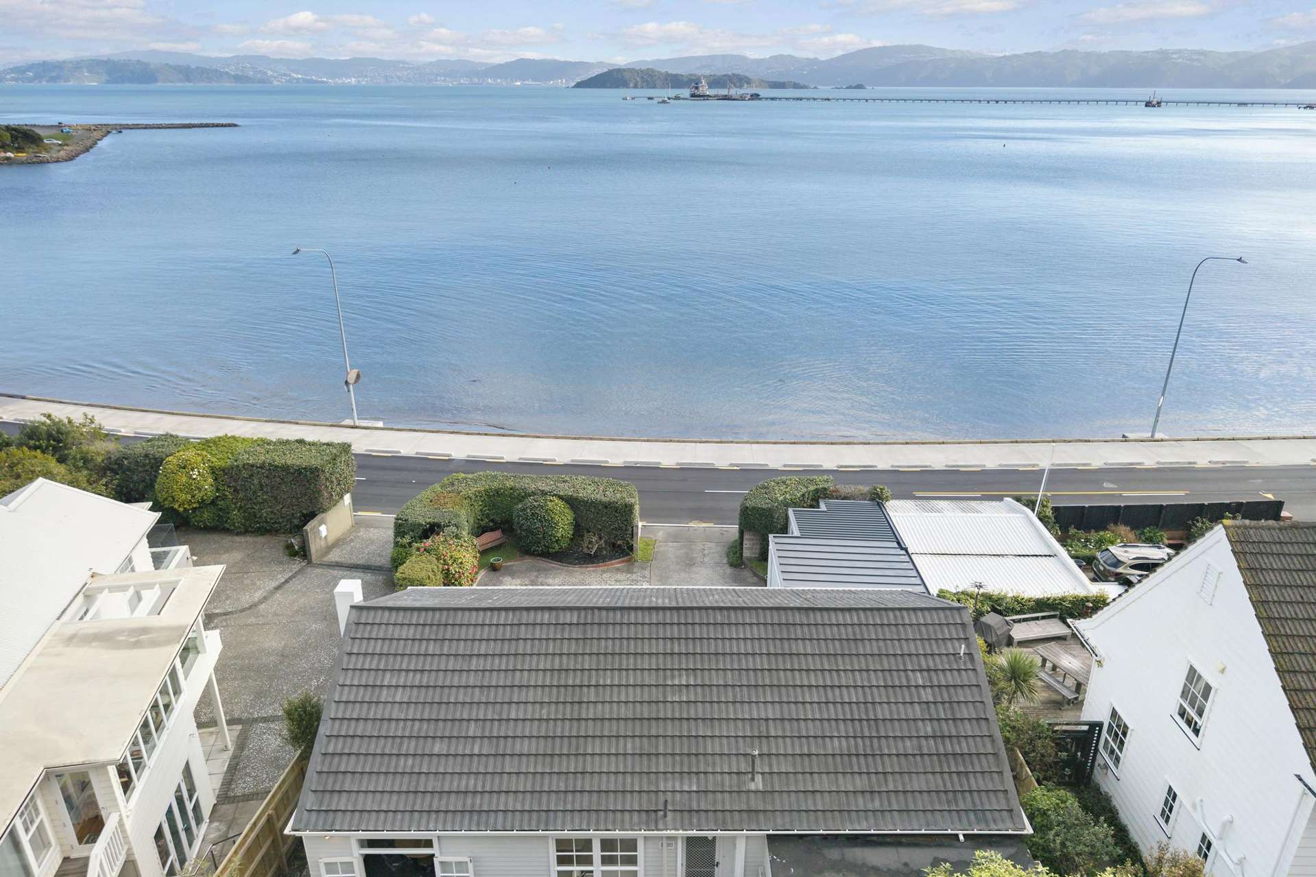 238 Marine Drive Lowry Bay Eastbourne_0