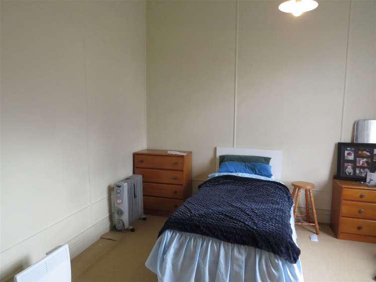 7 Johnston Street Foxton_10