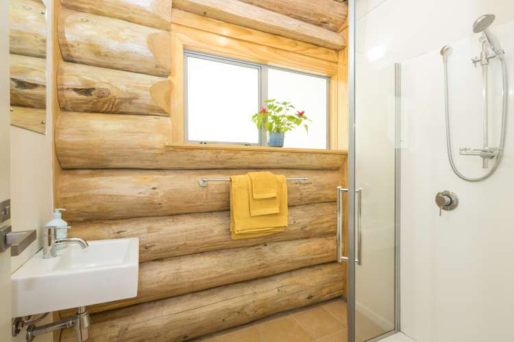 847 West Coast Road Oratia_27