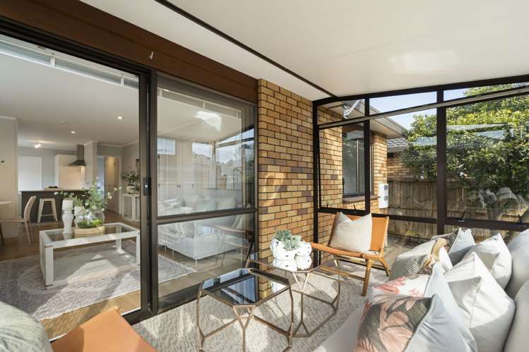 2/133 Pah Road Royal Oak_3