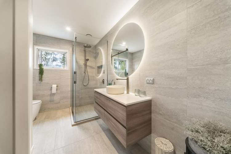 88 Scenic Drive Titirangi_14