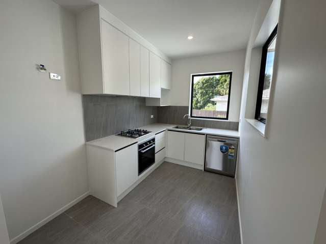 2C Field Road 10686_1