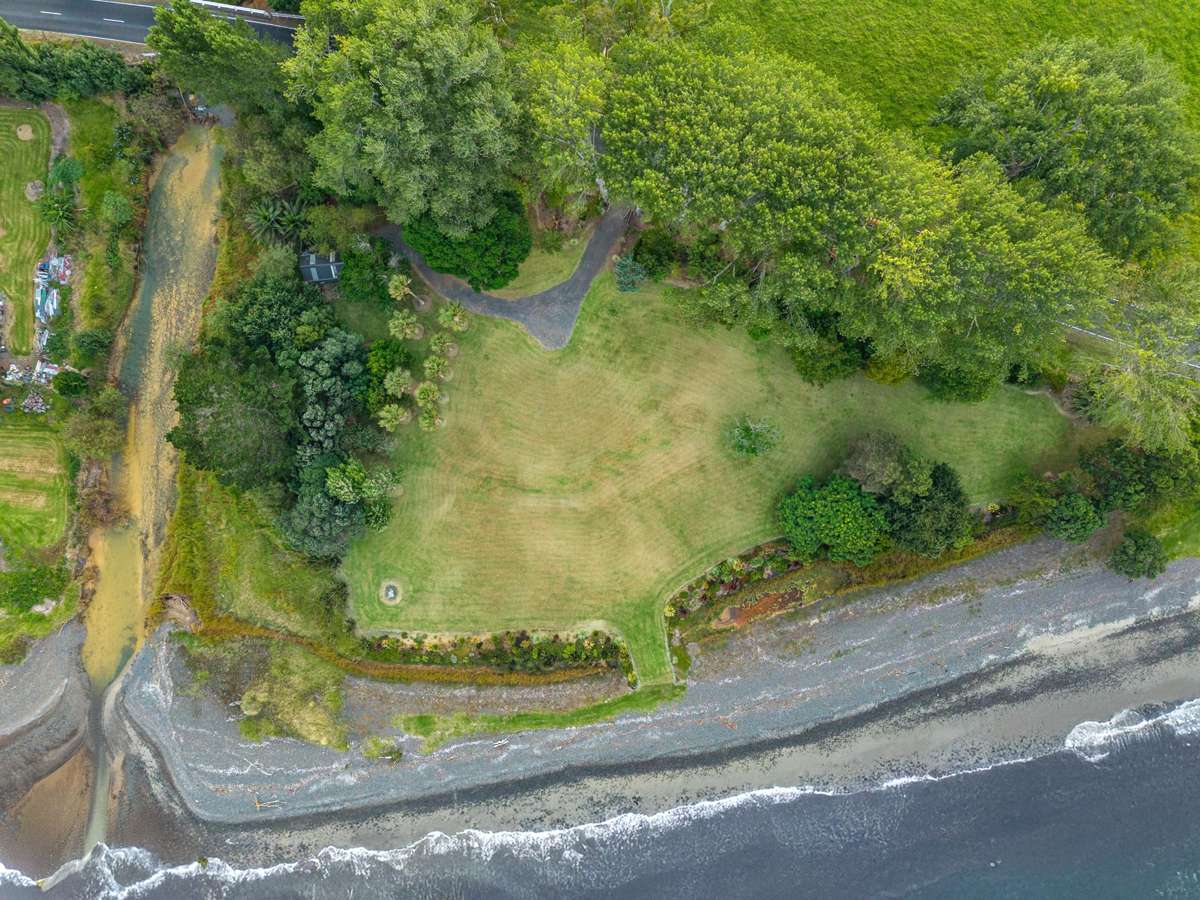 1650 East Coast Road_4