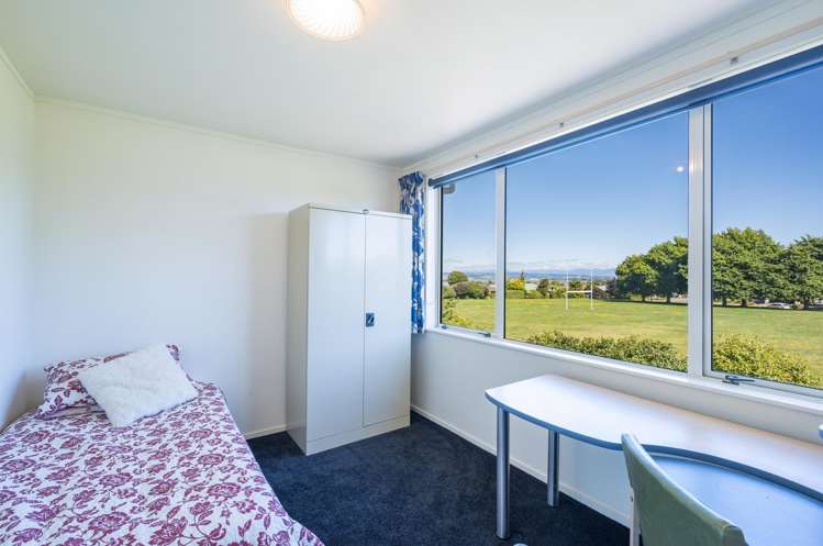 15 Aldinga Avenue Stoke_12