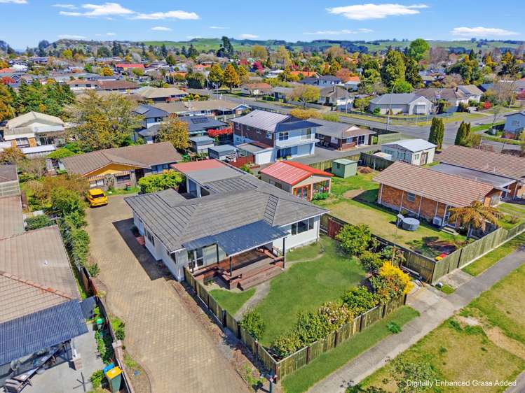 50A Holland Street Glenholme_29