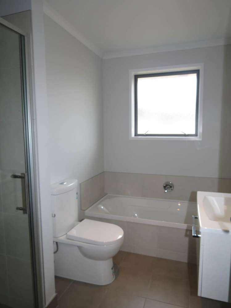 11 Captain Mitchell Drive Opaheke_4