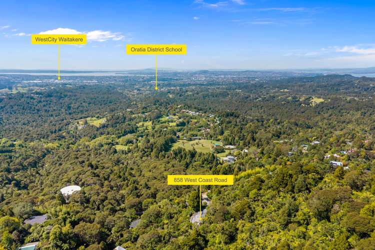 858 West Coast Road Waiatarua_30