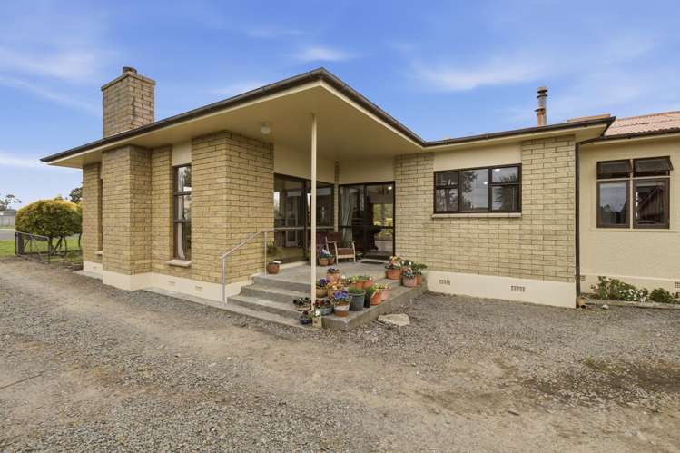 15 Hendersons Line Marton_19