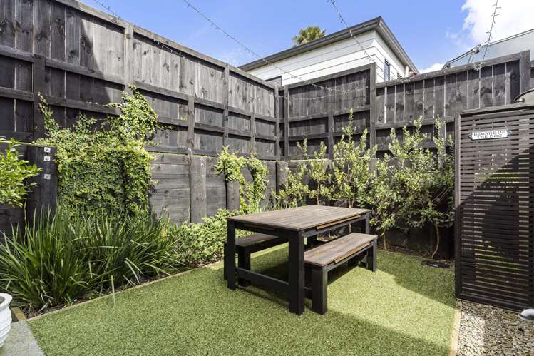 9 Tuhono Lane Northcote_10