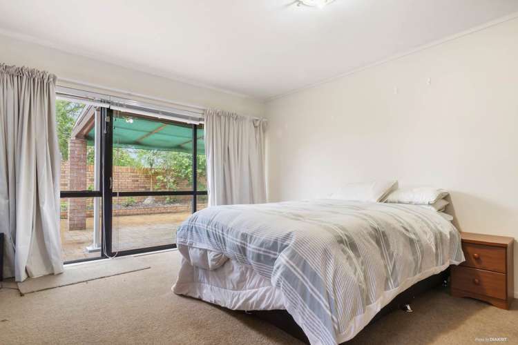 2/11 Smale Street Point Chevalier_6