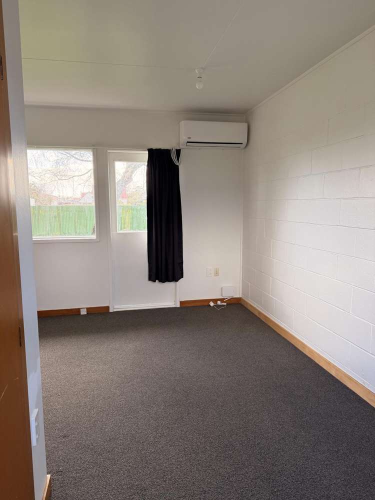 22 Avenal Street Avenal_20