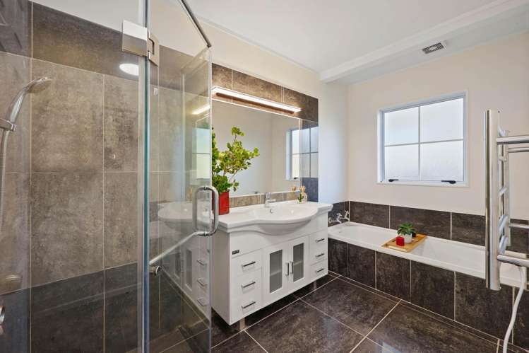 36 Matterhorn Crescent Northpark_24