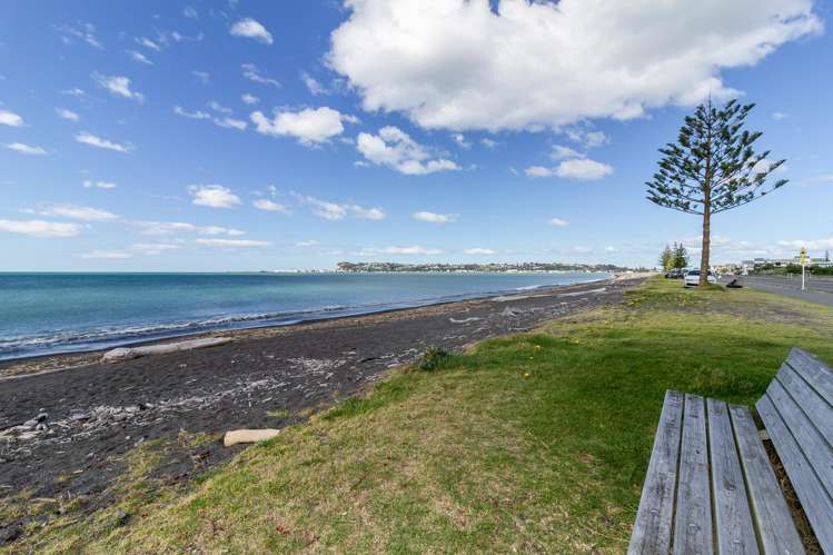 68b The Esplanade Westshore_15