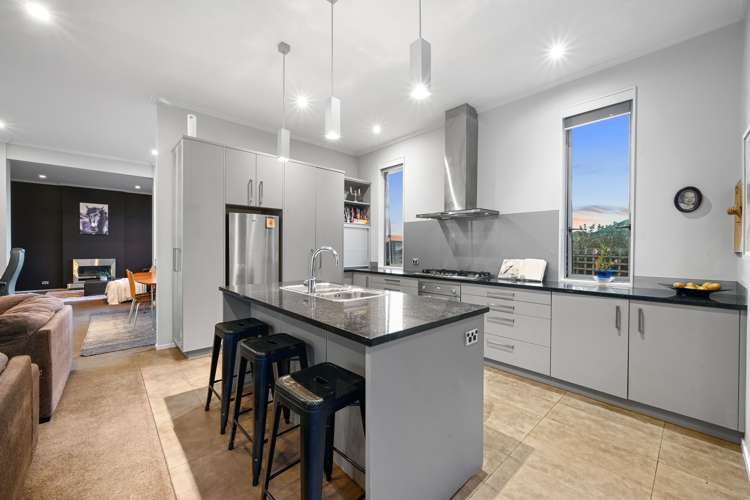 6 Brancott Place Flat Bush_12