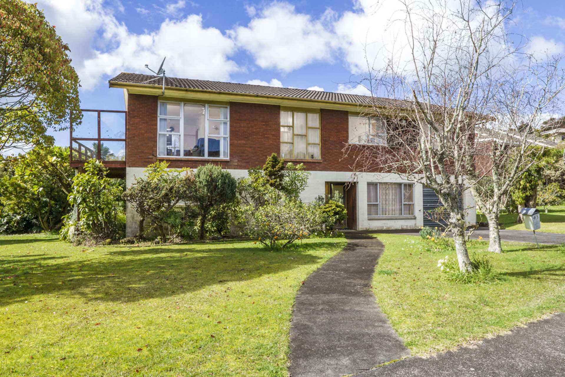 49 Mayfair Crescent Mairangi Bay_0