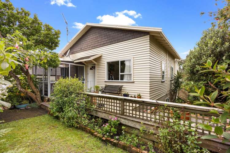 3/62 Titirangi Road_0