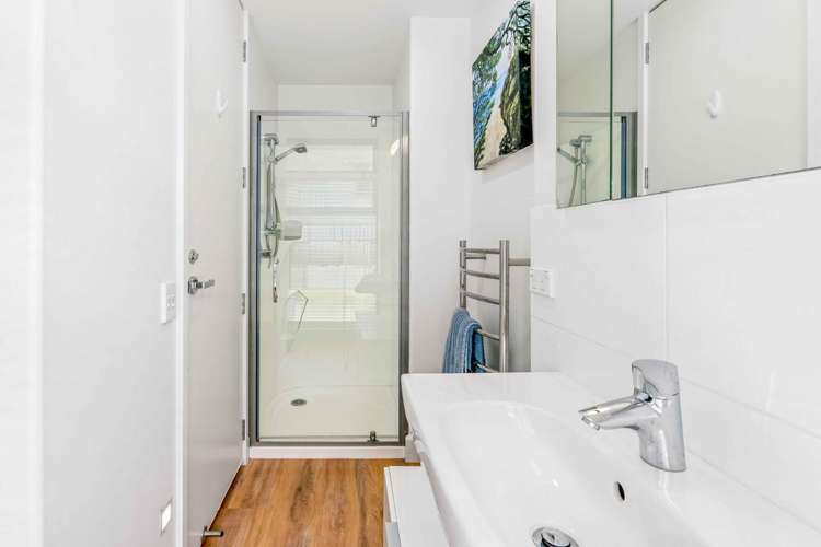 P12/11 Maunganui Road Mount Maunganui_12