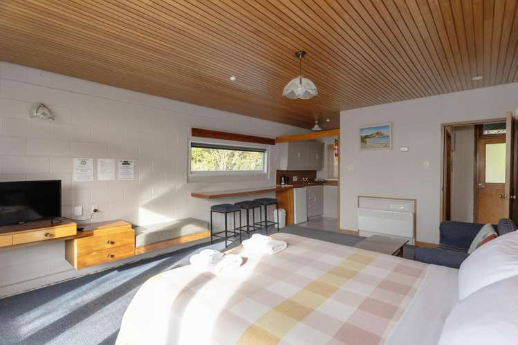 198 Main Road Waikouaiti_31