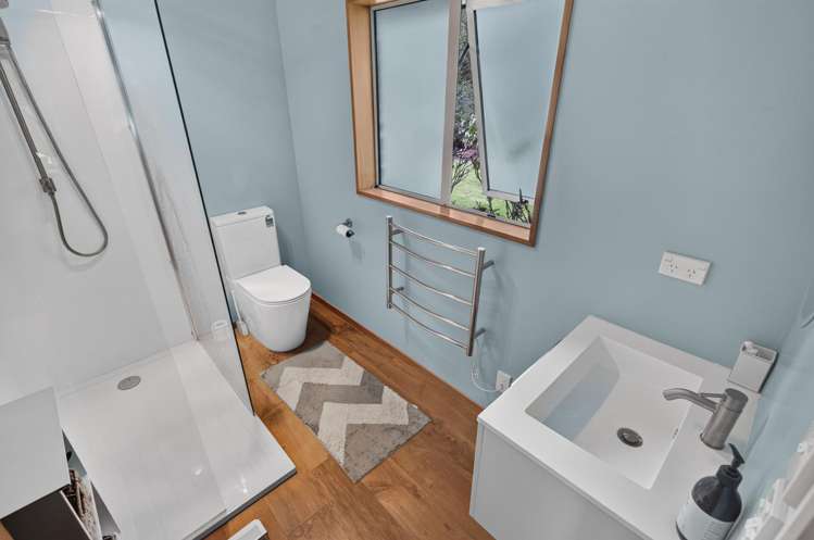 367 Norwood Road Burnham_16