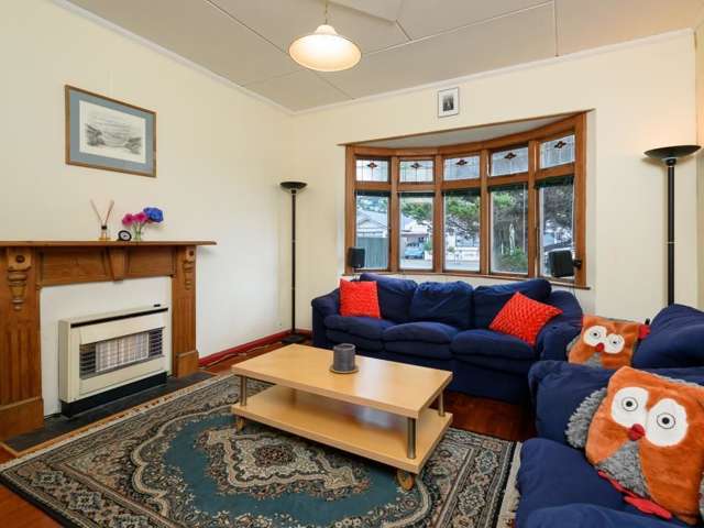 83 Yule Street Lyall Bay_1