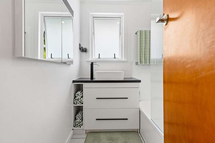 265 Sturges Road Henderson_16