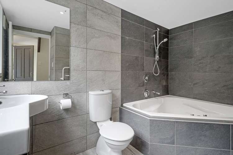 303 Marshmans Road Ashley_15