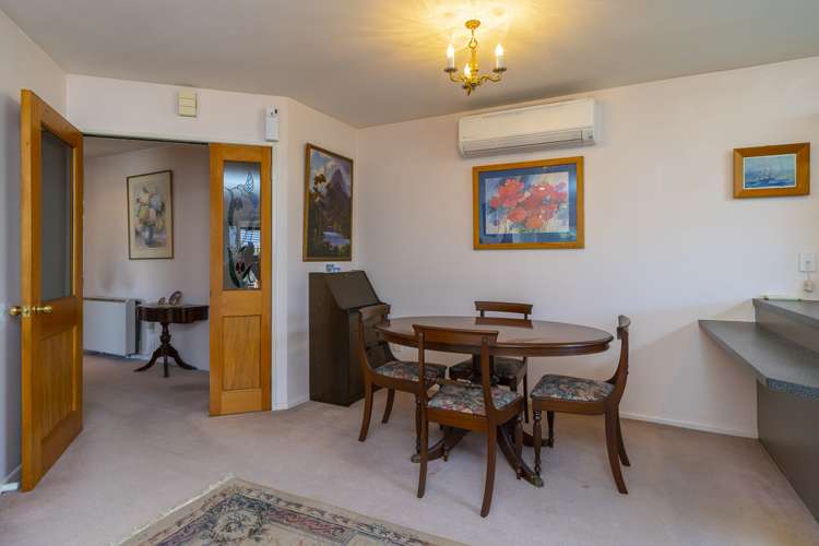 29 Stead Crescent Stoke_8