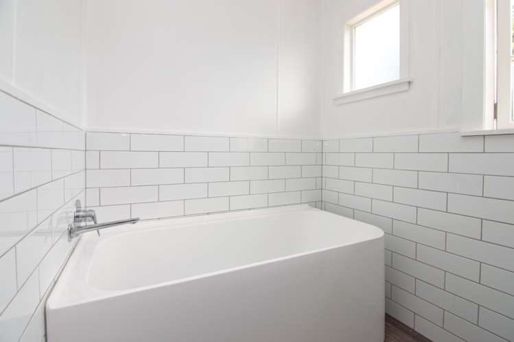 64 Birmingham Street Takaro_13