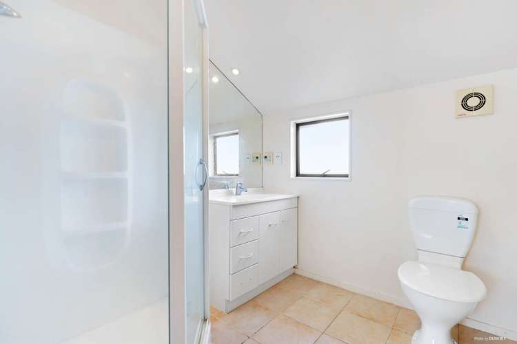 37 Chieftain Rise Goodwood Heights_14