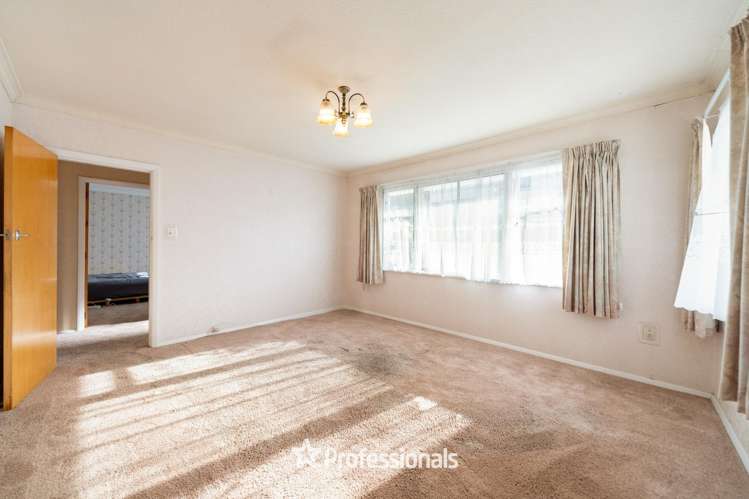 2/46 Pine Avenue_3