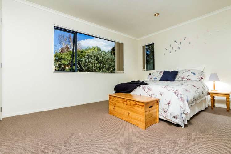 762a East Coast Road Oteha_12