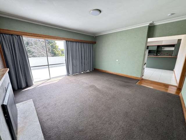 145 Golf Road 11422_3
