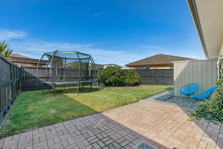 56 Stranraer Crescent Wattle Downs_13