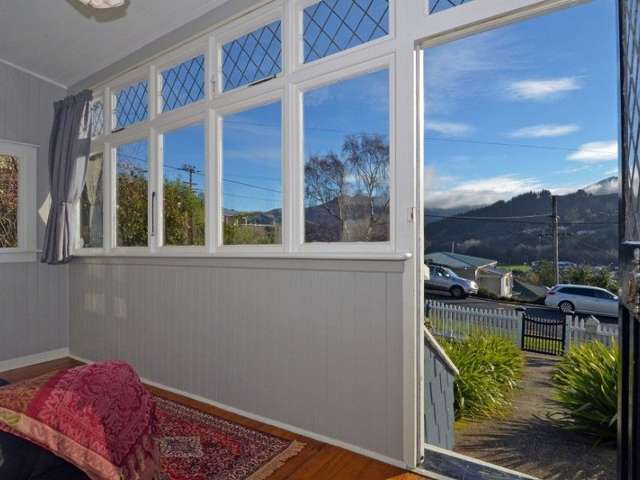 9 Harrington Street Port Chalmers_4