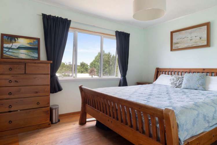 6 Packham Place Beach Haven_7