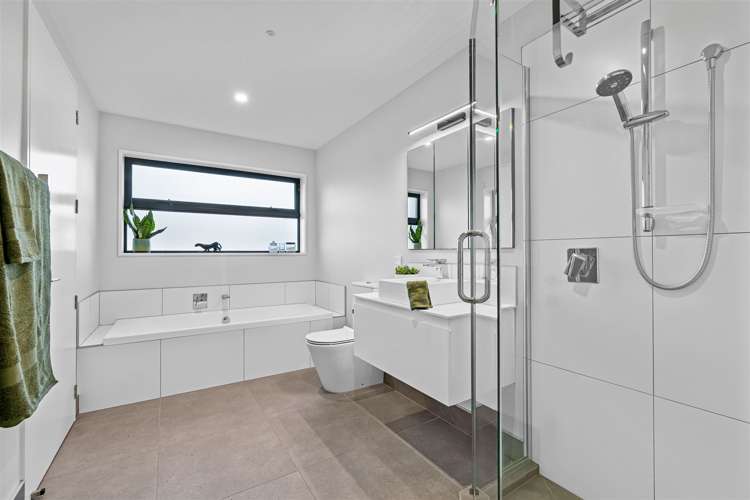 3 Hewers Lane Kennedys Bush_16