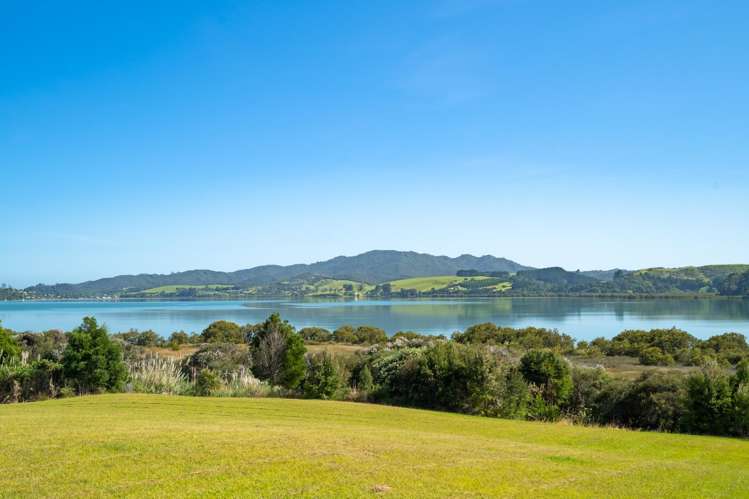 22/2958 State Highway 10 Paewhenua Island_10