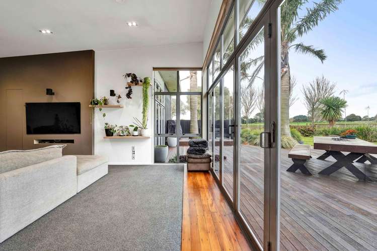 82 Mawhitiwhiti Road Normanby_10