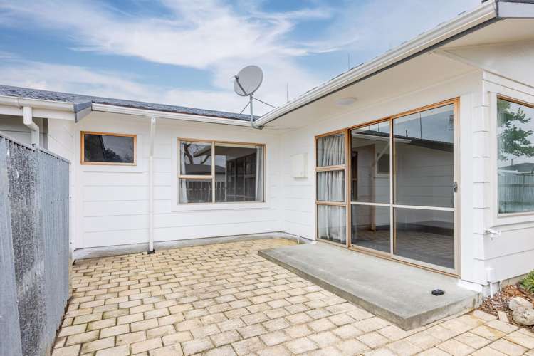 2/17 Ranfurly Street_3